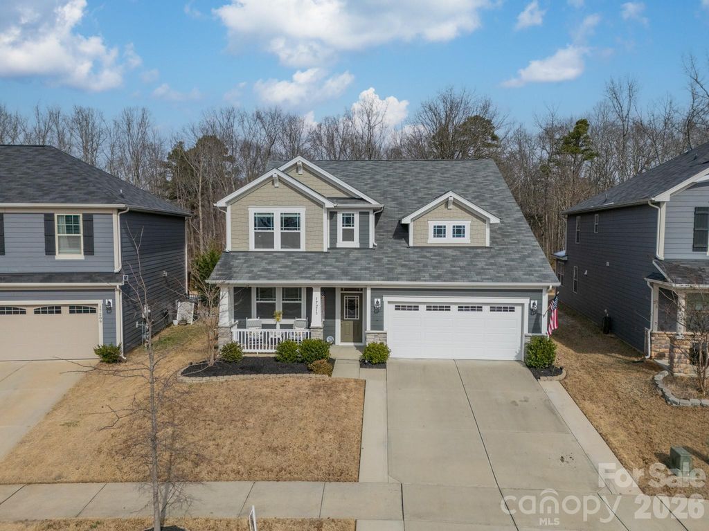 17213 Carolina Hickory Drive, Huntersville, NC 28078