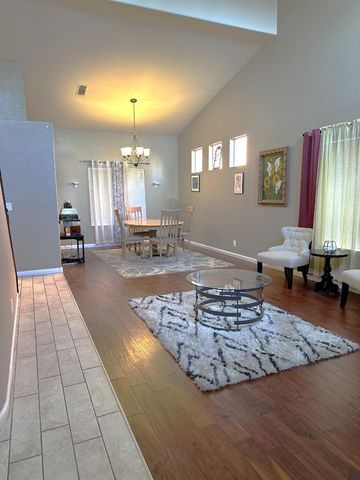 2613 Medinah Court, Modesto, CA 95355