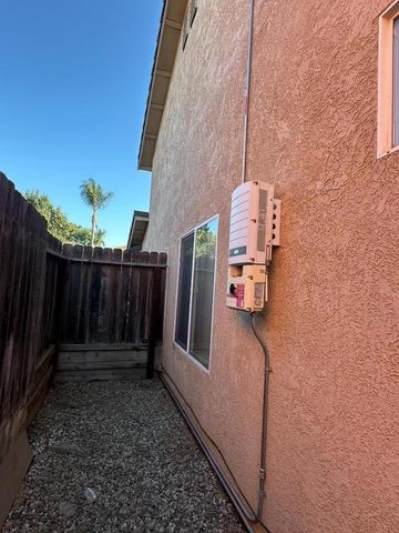 2613 Medinah Court, Modesto, CA 95355