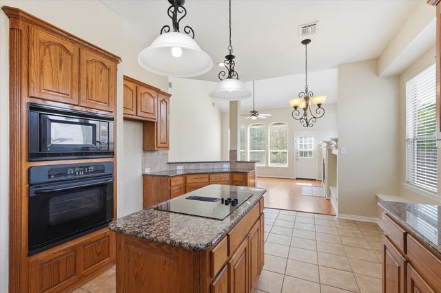 6716 Prairie Flower Trail, Dallas, TX 75227