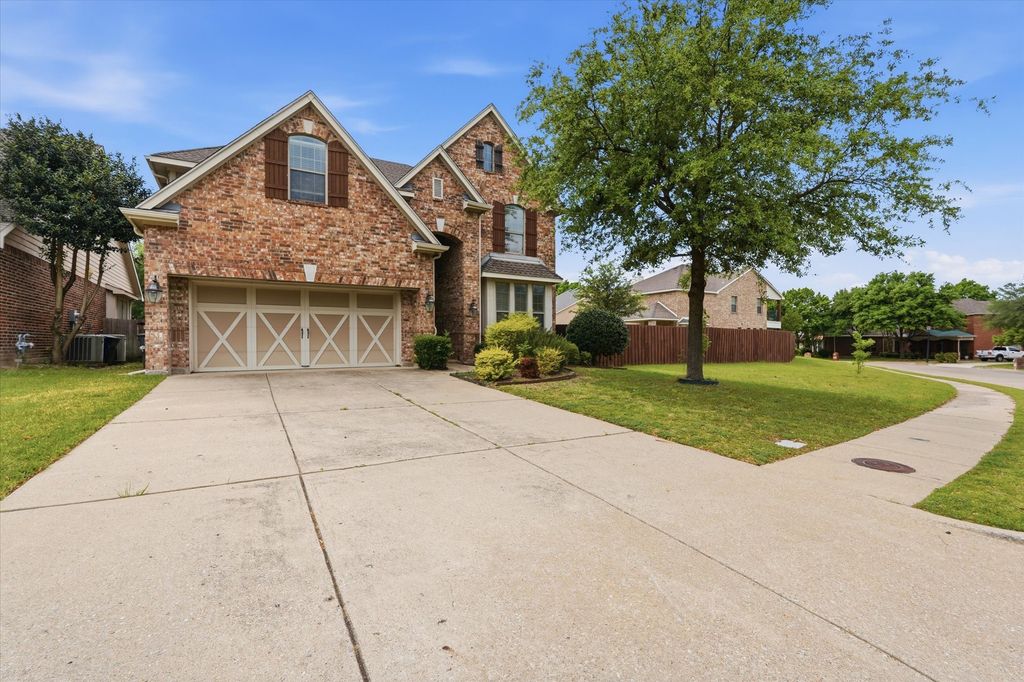 6716 Prairie Flower Trail, Dallas, TX 75227