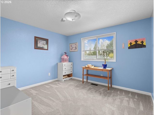 3730 Ne COUNTRY CLUB Ave, Gresham, OR 97030