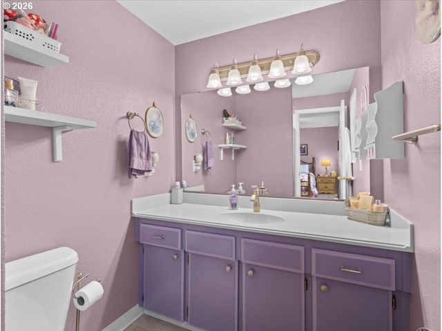 3730 Ne COUNTRY CLUB Ave, Gresham, OR 97030