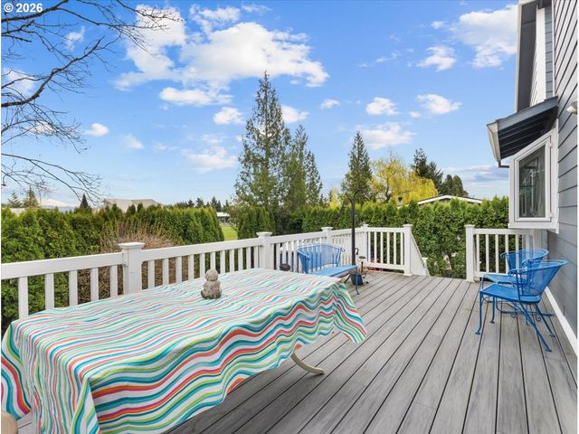 3730 Ne COUNTRY CLUB Ave, Gresham, OR 97030