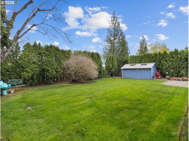 3730 Ne COUNTRY CLUB Ave, Gresham, OR 97030