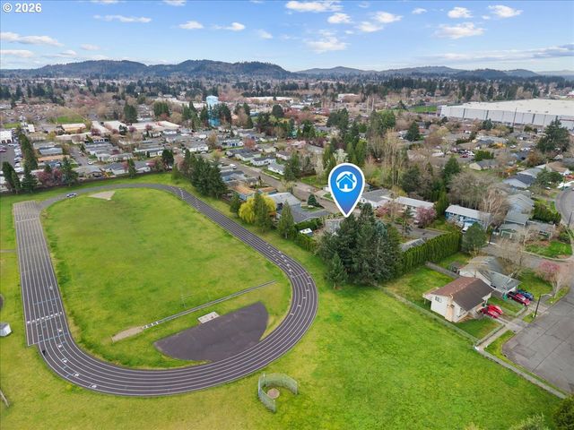 3730 Ne COUNTRY CLUB Ave, Gresham, OR 97030