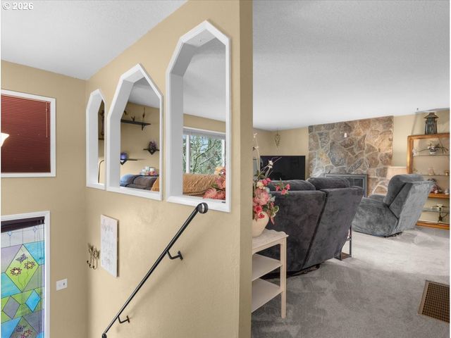 3730 Ne COUNTRY CLUB Ave, Gresham, OR 97030