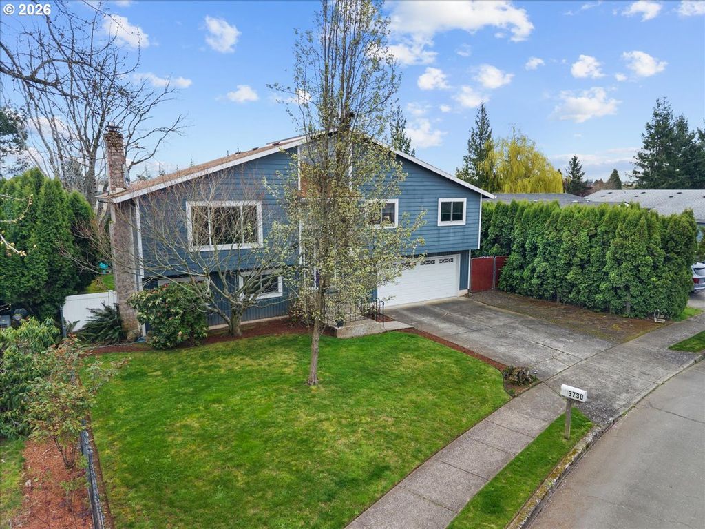 3730 Ne COUNTRY CLUB Ave, Gresham, OR 97030