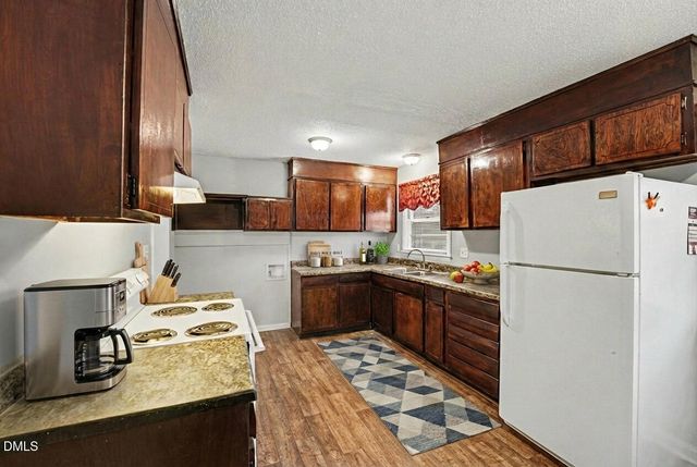 4060 Legion Road, Hope Mills, NC 28348