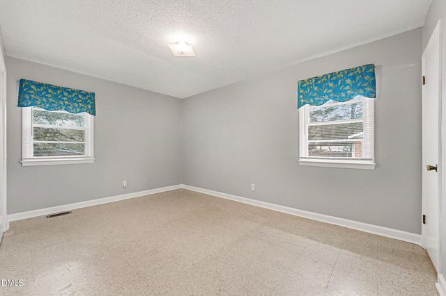 4060 Legion Road, Hope Mills, NC 28348