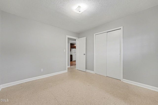 4060 Legion Road, Hope Mills, NC 28348