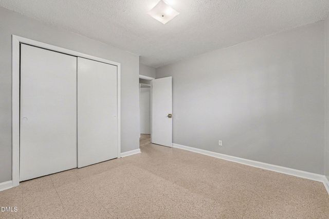 4060 Legion Road, Hope Mills, NC 28348