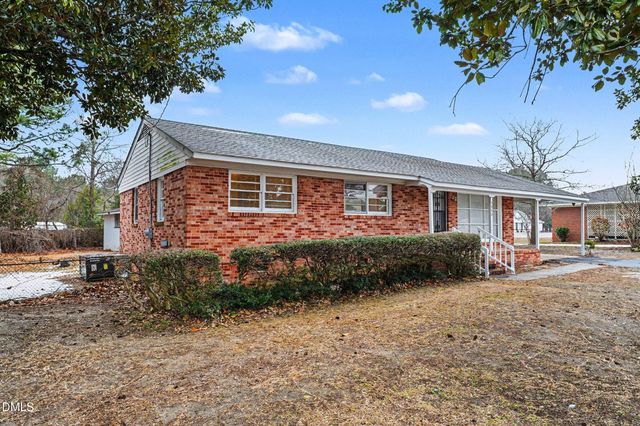 4060 Legion Road, Hope Mills, NC 28348