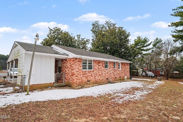 4060 Legion Road, Hope Mills, NC 28348