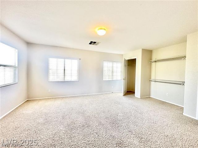 7623 Glorietta Bay Court, Las Vegas, NV 89139