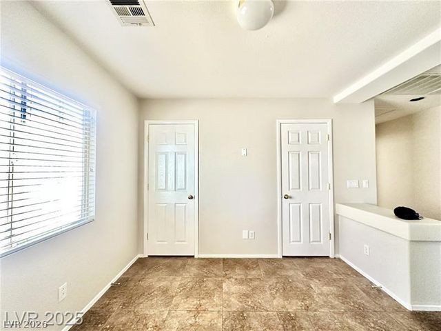 7623 Glorietta Bay Court, Las Vegas, NV 89139