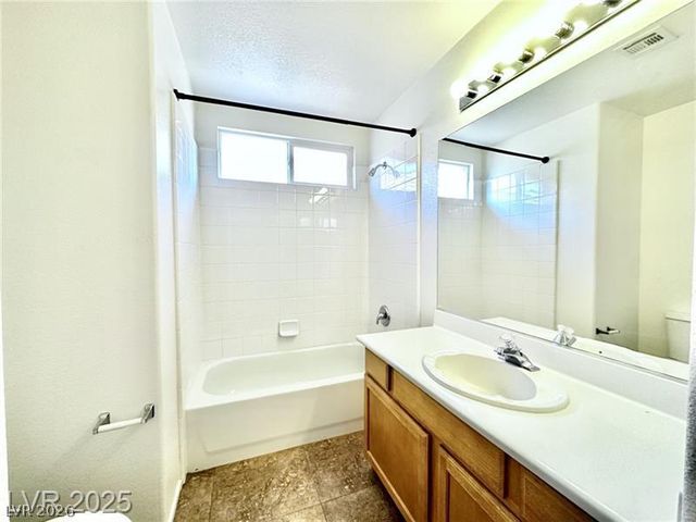 7623 Glorietta Bay Court, Las Vegas, NV 89139