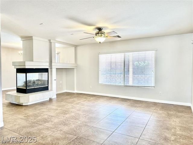 7623 Glorietta Bay Court, Las Vegas, NV 89139