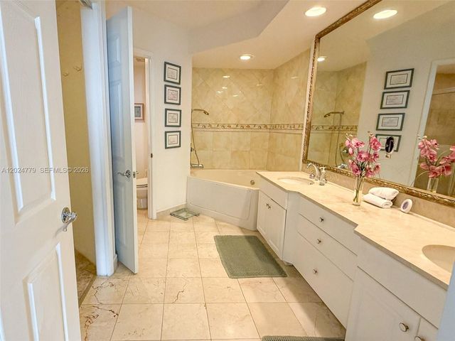3370 Hidden Bay Drive 1814, Aventura, FL 33180