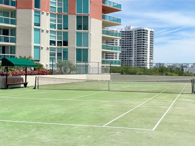 3370 Hidden Bay Drive 1814, Aventura, FL 33180