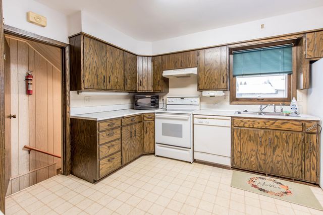 1205 N Nokomis NE, Alexandria, MN 56308