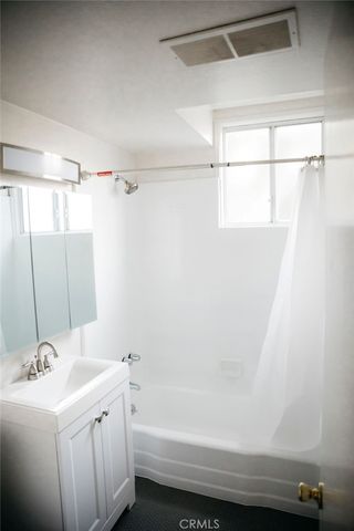 1760 Ruhland Avenue, Manhattan Beach, CA 90266