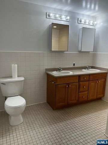 53 W Palisade Avenue 406, Englewood, NJ 07631