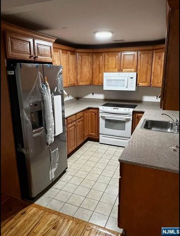 53 W Palisade Avenue 406, Englewood, NJ 07631