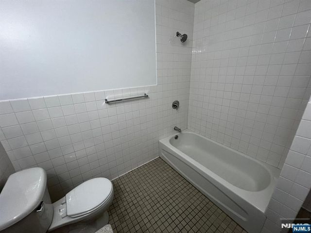 53 W Palisade Avenue 406, Englewood, NJ 07631