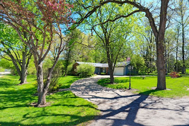 1 Sunset Avenue, West Chicago, IL 60185