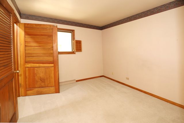 1 Sunset Avenue, West Chicago, IL 60185