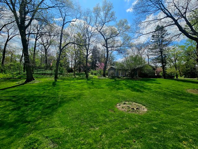 1 Sunset Avenue, West Chicago, IL 60185