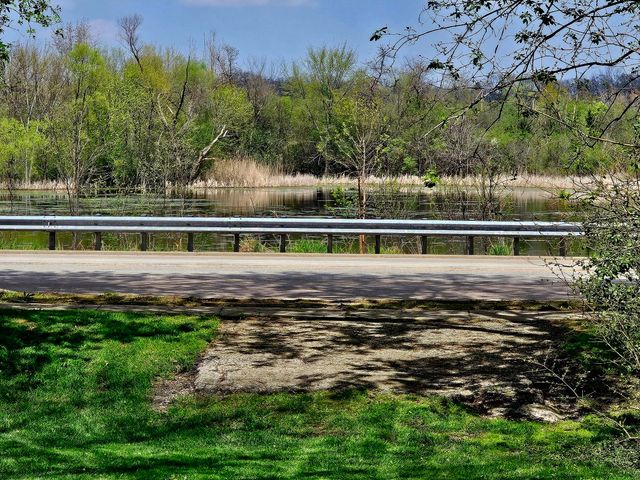1 Sunset Avenue, West Chicago, IL 60185