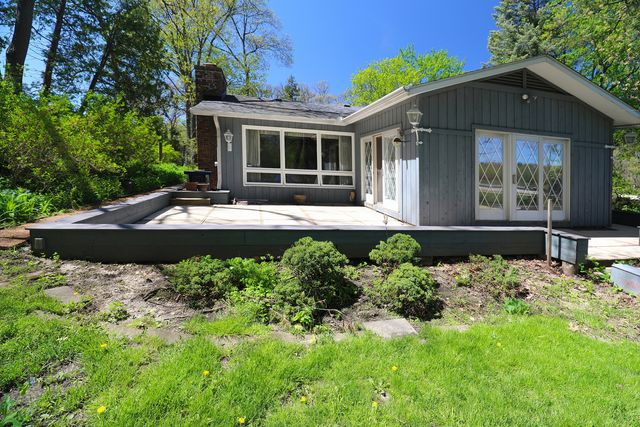 1 Sunset Avenue, West Chicago, IL 60185