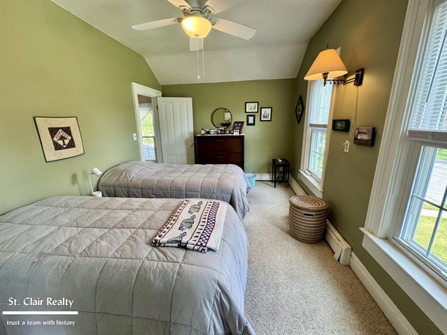 102 S Ninth Street, St Clair, MI 48079