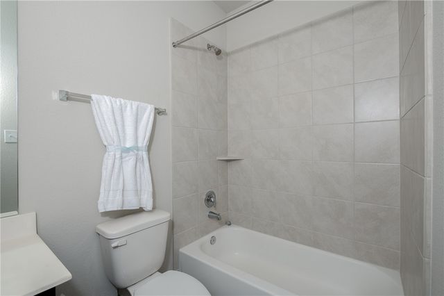 980 Marquis Drive, Bryan, TX 77803