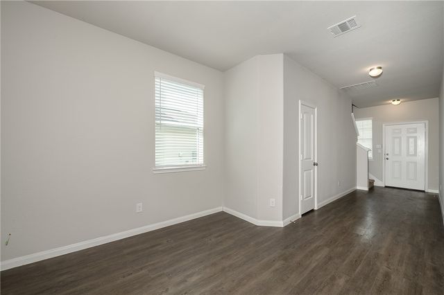 980 Marquis Drive, Bryan, TX 77803