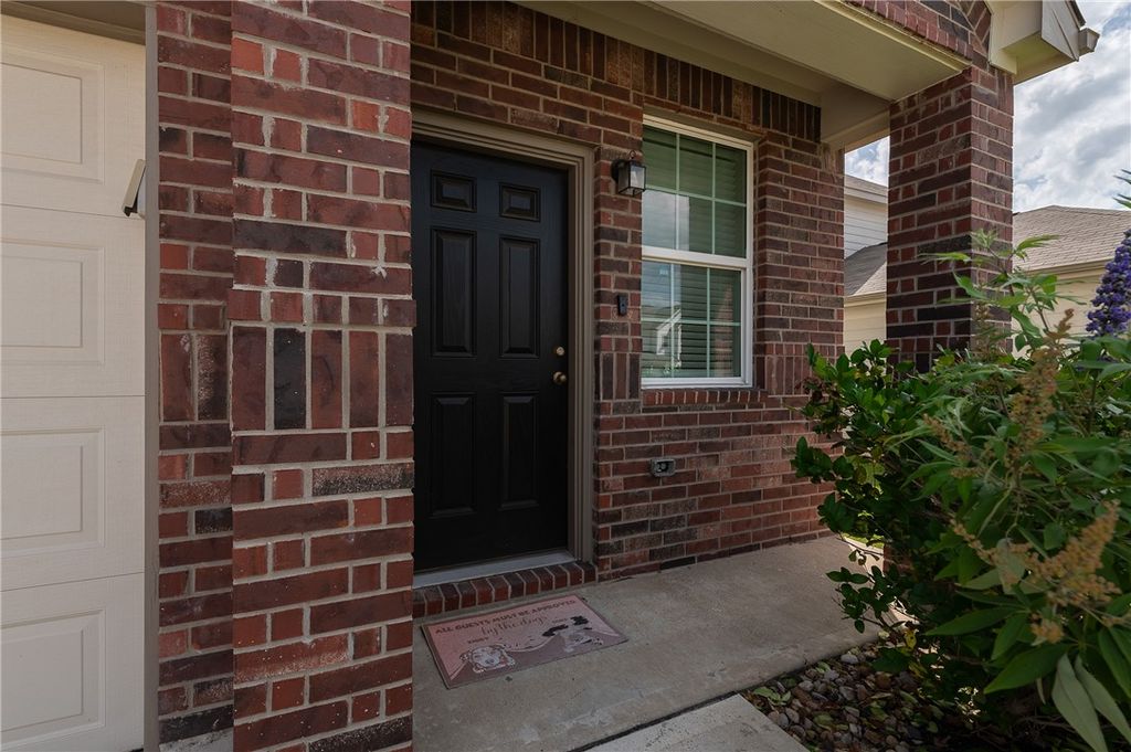 980 Marquis Drive, Bryan, TX 77803