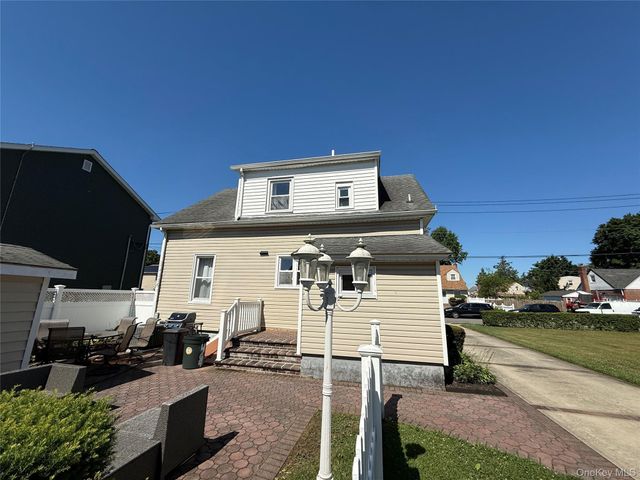 469 Chester Street, Uniondale, NY 11553