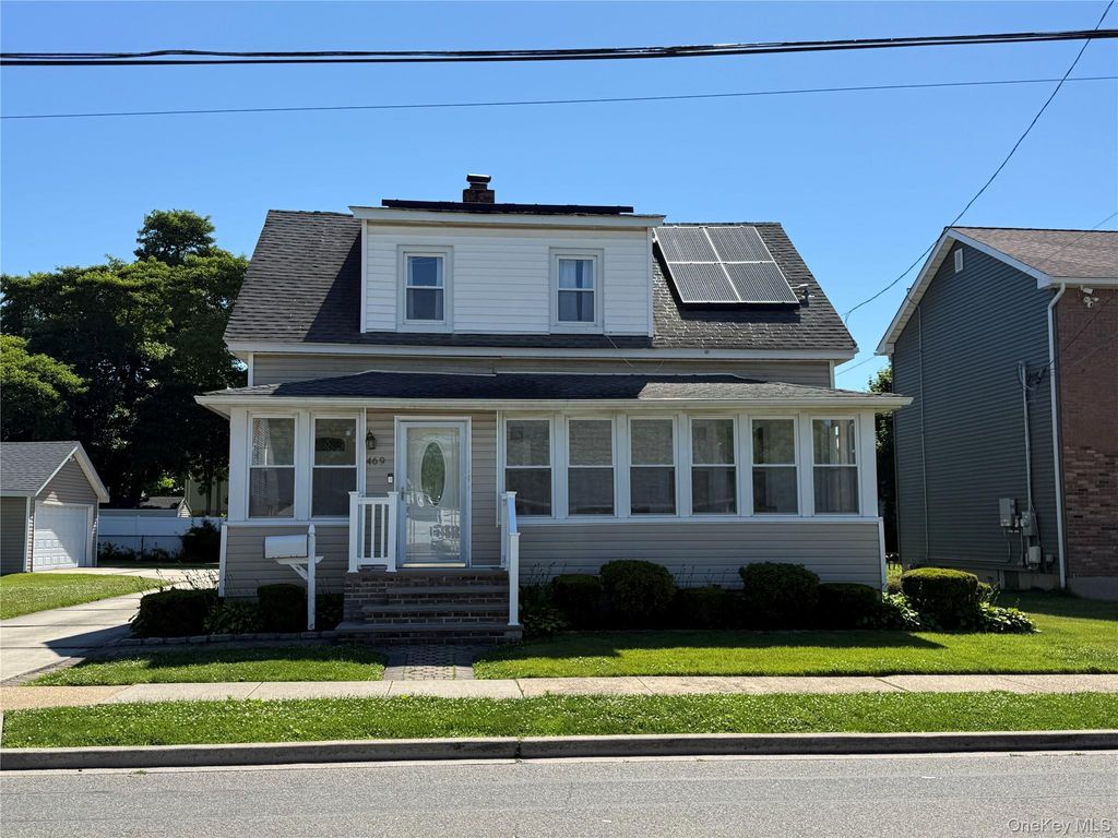469 Chester Street, Uniondale, NY 11553
