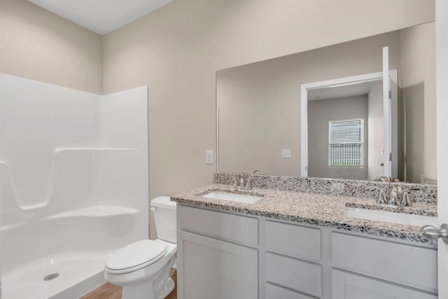 9304 E Creed St, Wichita, KS 67210