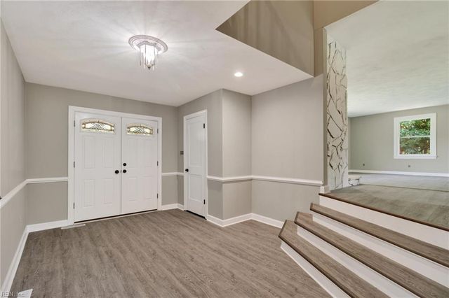 2239 Benefit RD, Chesapeake, VA 23322
