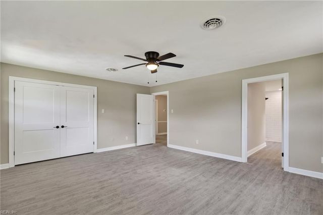2239 Benefit RD, Chesapeake, VA 23322