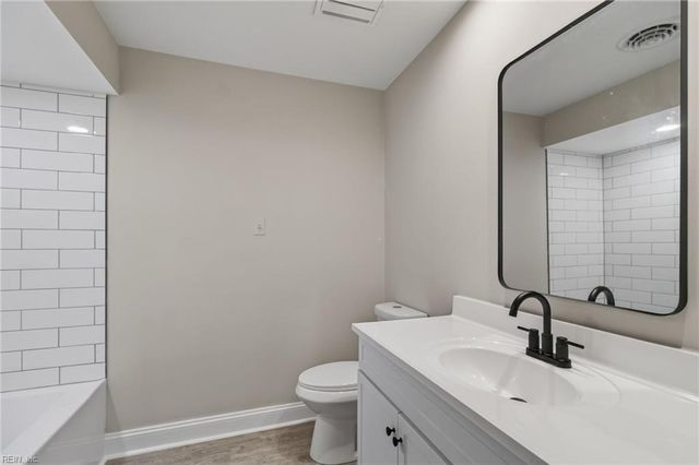 2239 Benefit RD, Chesapeake, VA 23322