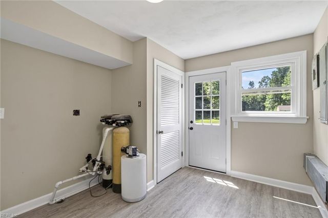 2239 Benefit RD, Chesapeake, VA 23322