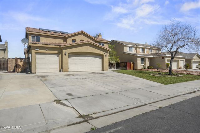 3451 Pine Mist Court, Rosamond, CA 93560