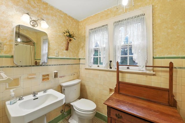 4 Rosemont Drive, Crestview Hills, KY 41017