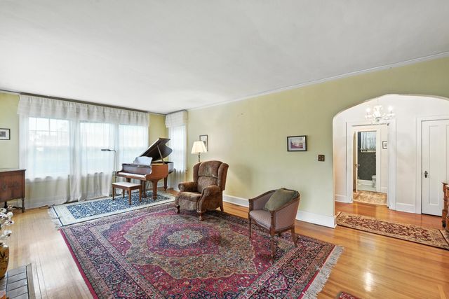 4 Rosemont Drive, Crestview Hills, KY 41017