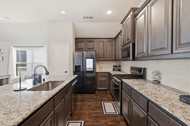 6038 Priory Drive, Celina, TX 76227