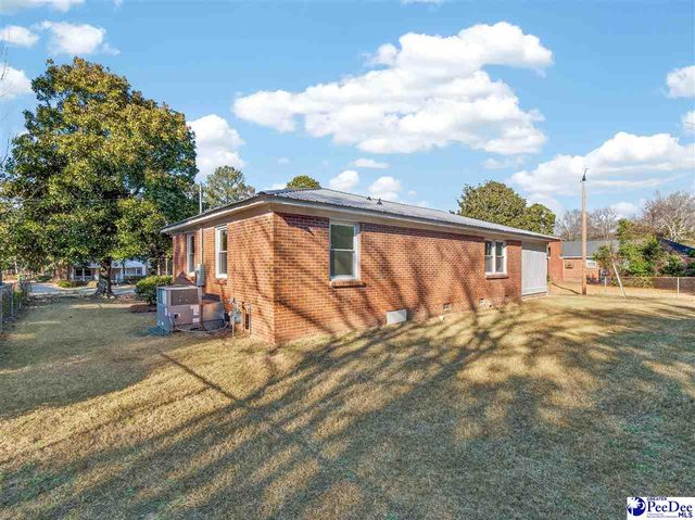 409 Lincoln Ave., Hartsville, SC 29550